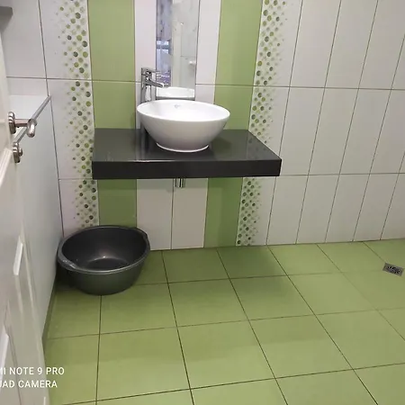公寓 Апартамент Августа Центтър *